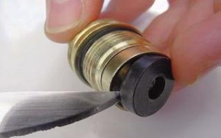 Как отремонтировать кран-буксу для смесителя своими руками: простые инструкции Как поменять вентиль на смесителе
